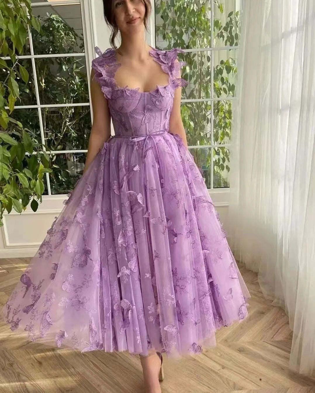Henriette | Damenzeremonienkleid – Rüschen und Eleganz