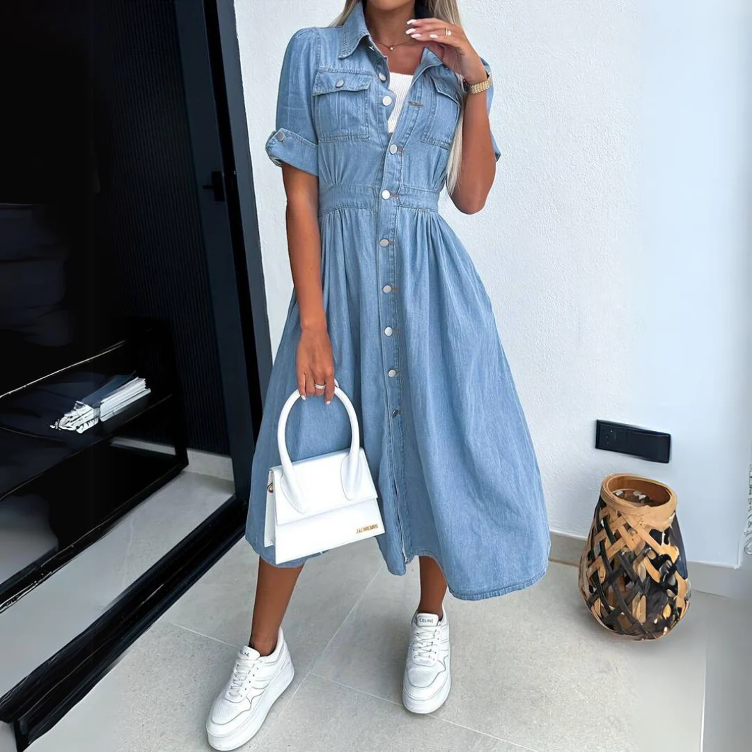 Olga | Kjole i Denim med Knapper