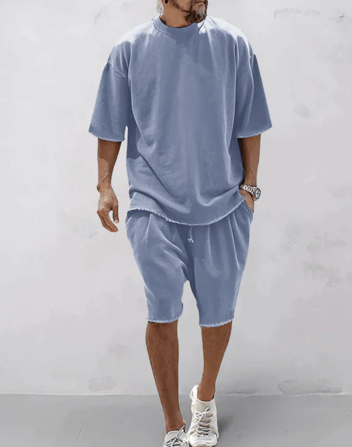 Adrien|Conjunto de camiseta oversize y pantalones cortos para un look cómodo y estiloso