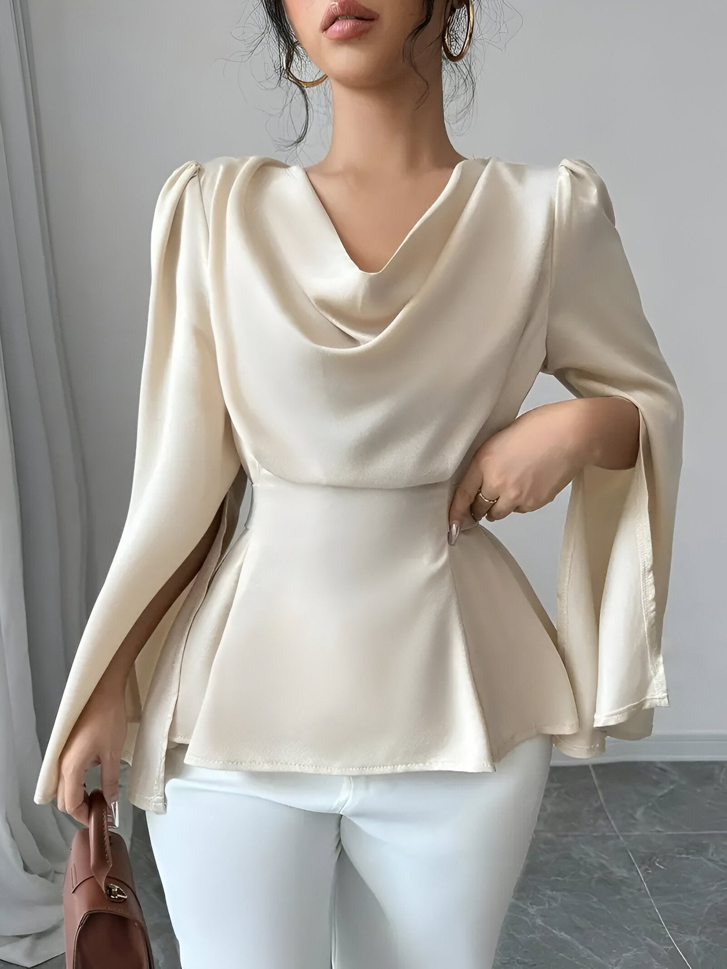 Lou | Elegant Blouse with Split Sleeves 