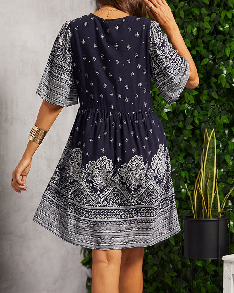 Ivana | Boho Kleid mit V-Ausschnitt und Druck 