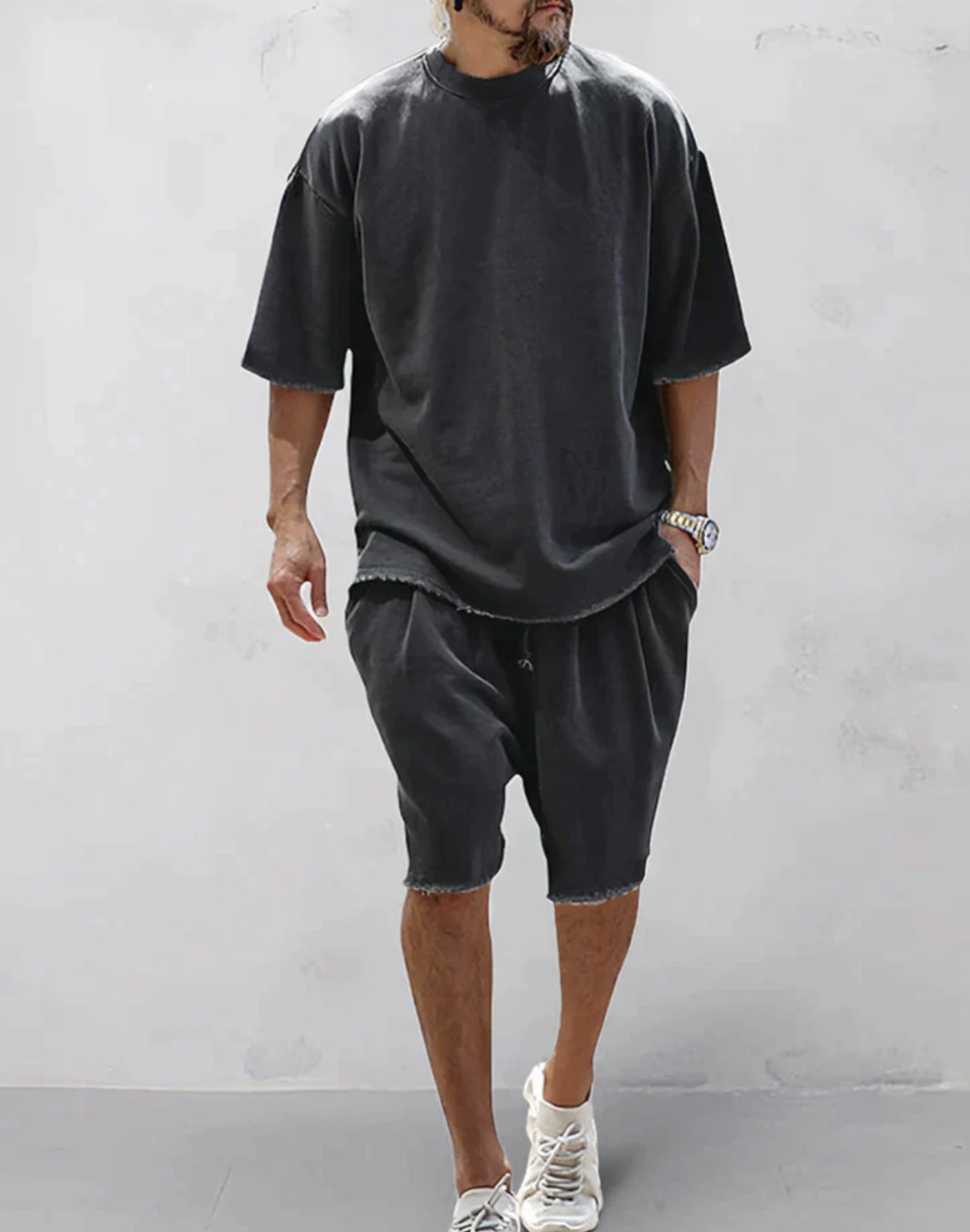 Adrien|Conjunto de camiseta oversize y pantalones cortos para un look cómodo y estiloso 